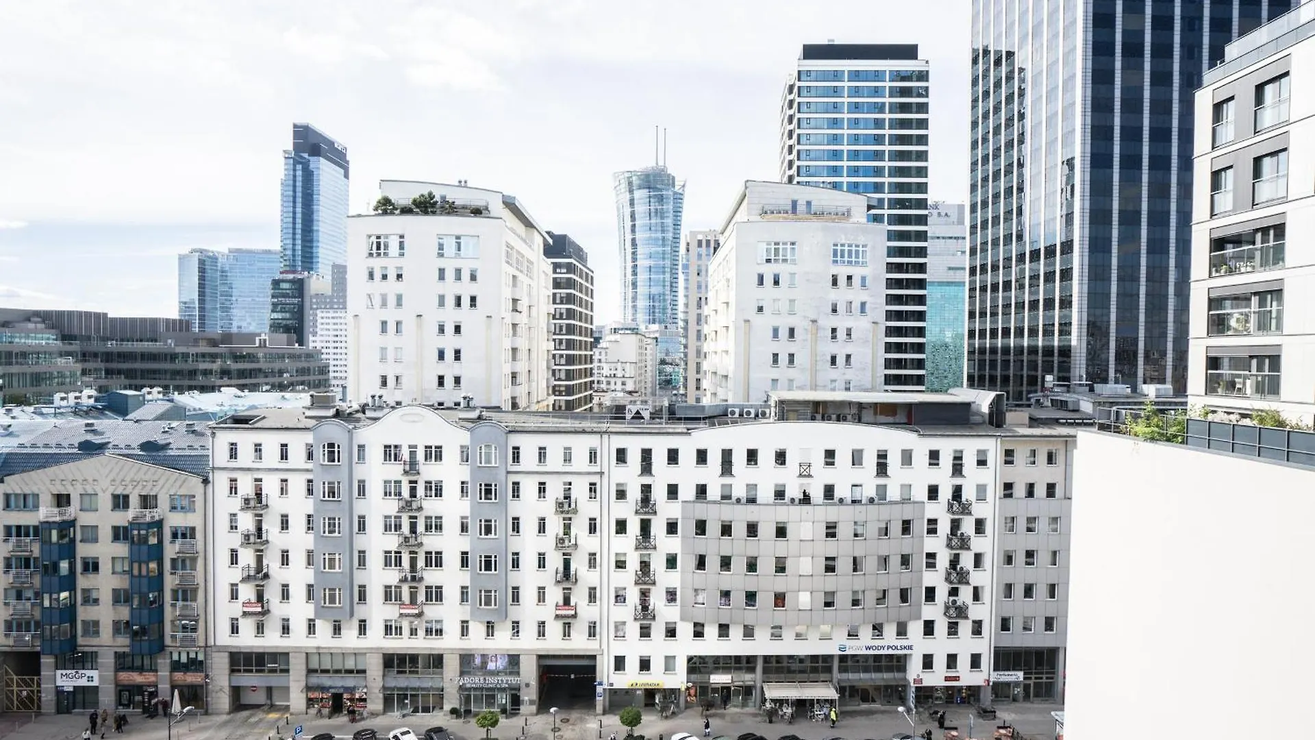 Vipwarsawapartments Amber Mennica Residence 0*, Warszawa