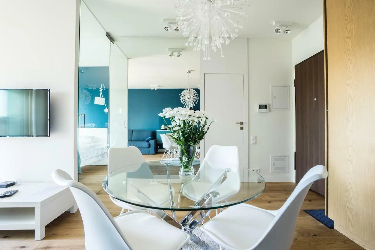 Apartament Vipwarsawapartments Amber Mennica Residence